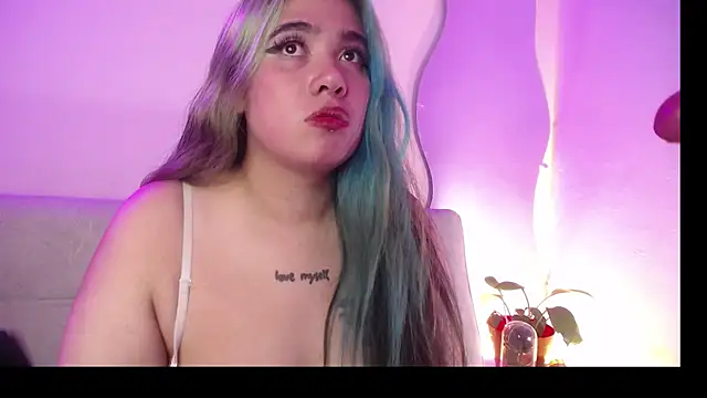 צ'אט XXX בשידור חי של liliith-zeniith