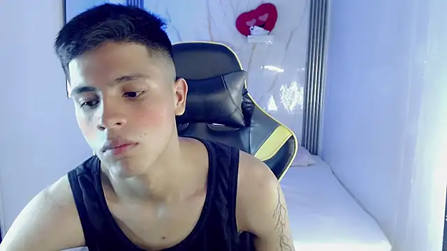 Ascii_one – webcam-show