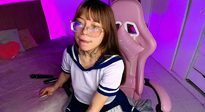 uchiiky_doll Obrolan Langsung XXX