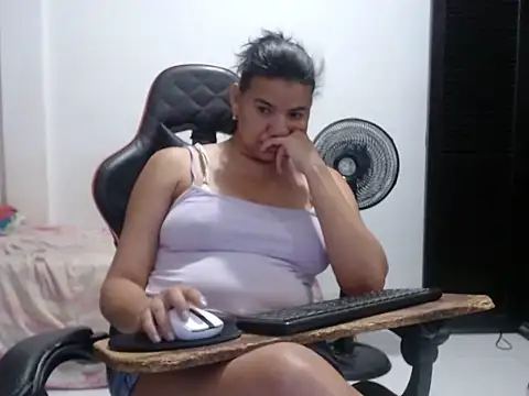 Chat XXX en directo de Adriana_0312