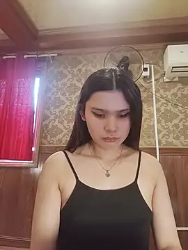 צ'אט XXX בשידור חי של hugecock_belle
