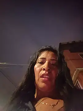 Živý XXX chat shailademons-