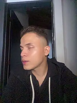 Živý XXX chat _Leo_Boy
