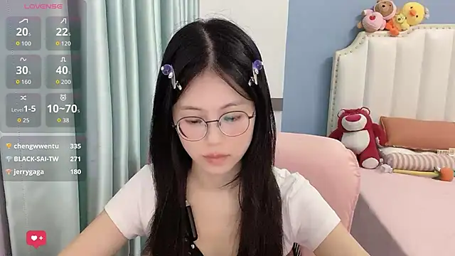 Luna-666 Chat XXX live