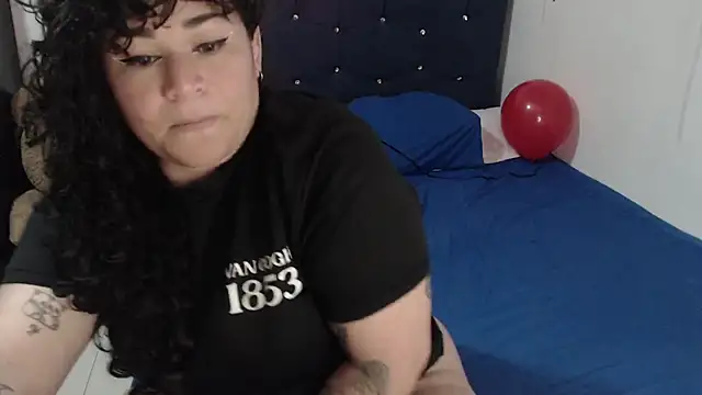 Chat +18 de ANGELIQUE_KLANE ao vivo