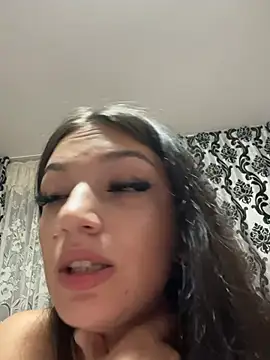 simina22 Webcam show