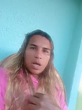 Show modela linda1997 na web-kameri