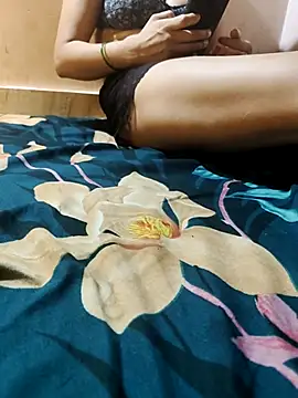 kiran-baby's Live XXX Chat