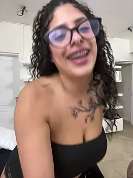 Shurabig Live XXX-chat