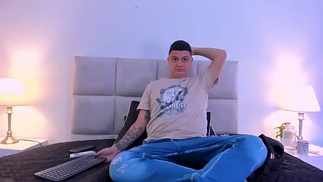 AngelBlue__'s Live XXX Chat