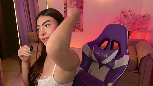 Chat +18 de mayavexx ao vivo