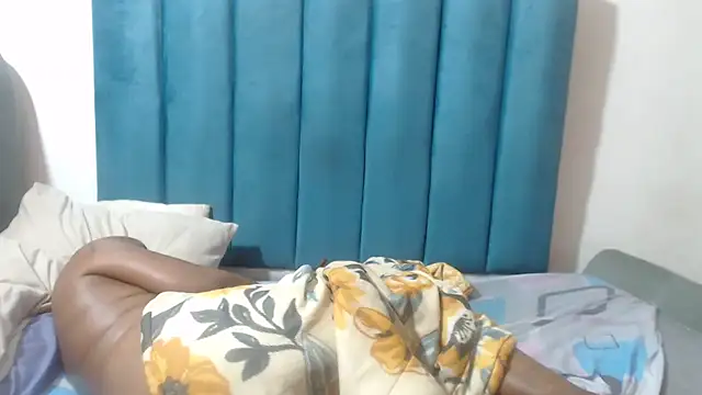 THICKPUSSYDIVAX_'s Live XXX Chat