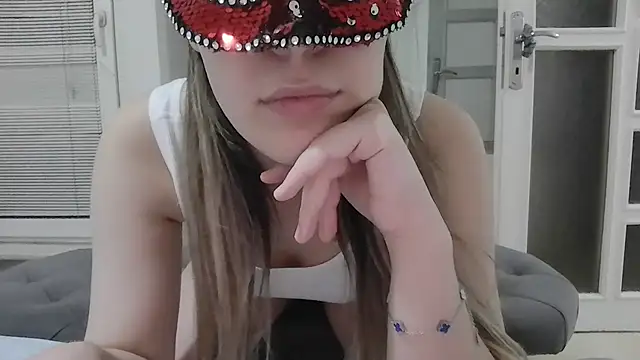 34x1Isabel34's Live XXX Chat
