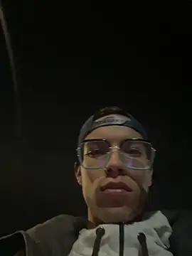 Andres_boy252 现场XXX聊天