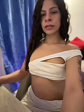 צ'אט XXX בשידור חי של AndreaVel