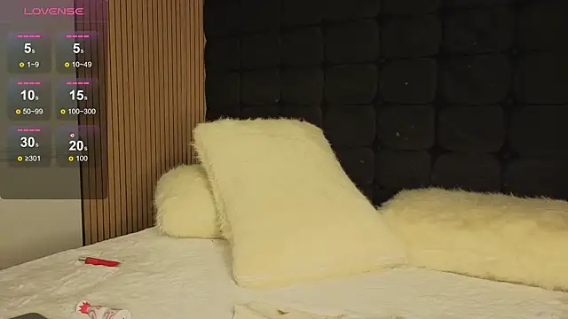 Emma-Burning's Live XXX Chat