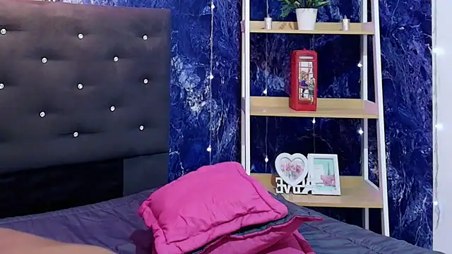 Chat +18 de kai_storm77 ao vivo