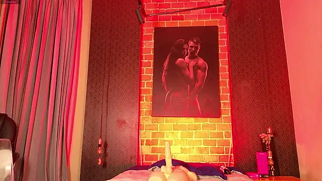 GrayAndrews' Live XXX Chat
