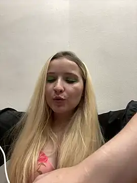 Chat +18 de RudyCollins ao vivo