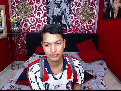 Chat +18 de PEINBOYS ao vivo