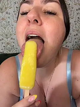 Lacey_BBW Live XXX-Chat