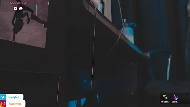 KenllyH Live XXX Chat