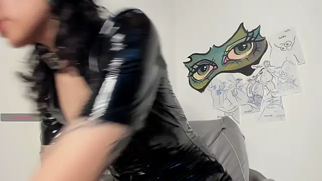 trinitty Chat XXX in diretta