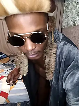 Chat +18 de ZonkeBonkesexxy ao vivo
