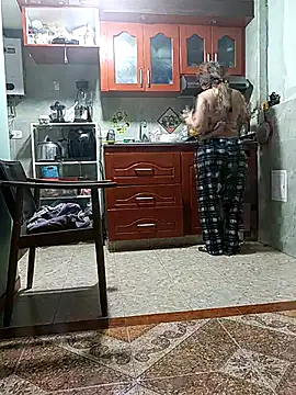 Živý XXX chat EliteCoupleMM