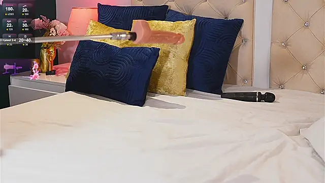 caroline_adams_: απευθείας συνομιλία ΧΧΧ