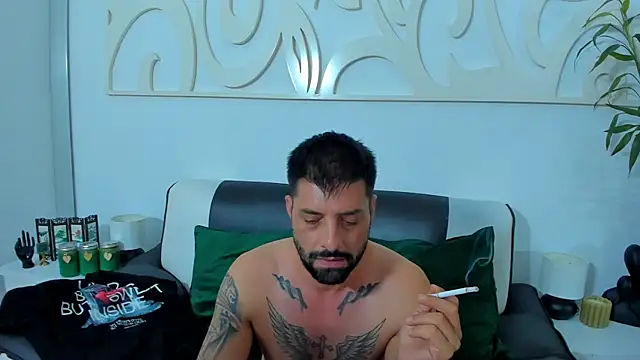 TommyDum Live XXX-chat