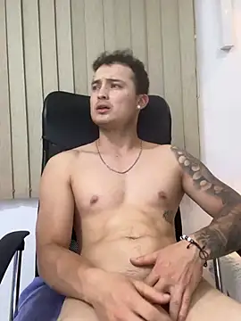 Alexander_ferre Chat XXX in diretta