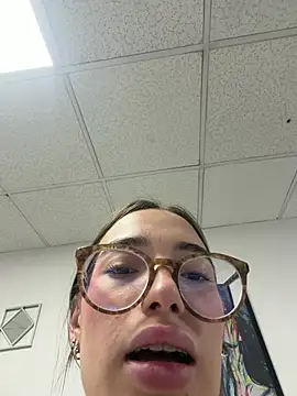 Sweet_Milaa1 XXX чат на живо
