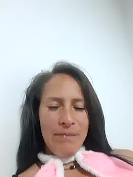 Chat +18 de Danna_sween ao vivo