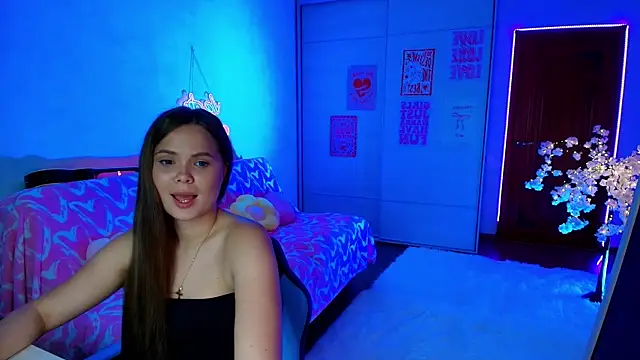 Kira_love_81's Live XXX Chat