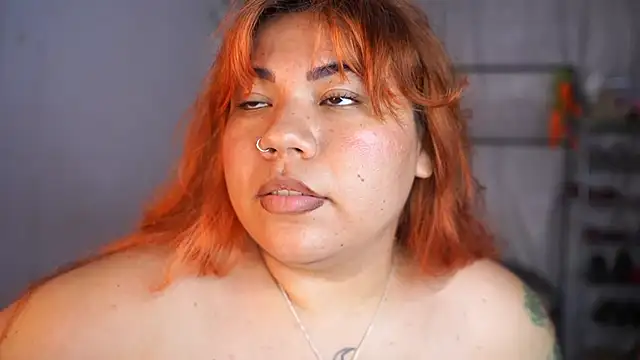 Chat +18 de Samanta_Bigboos ao vivo