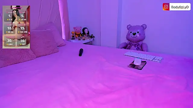 XXX chat uživo modela Body69ld