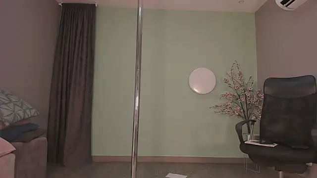 XXX chat uživo modela Adri_Silva