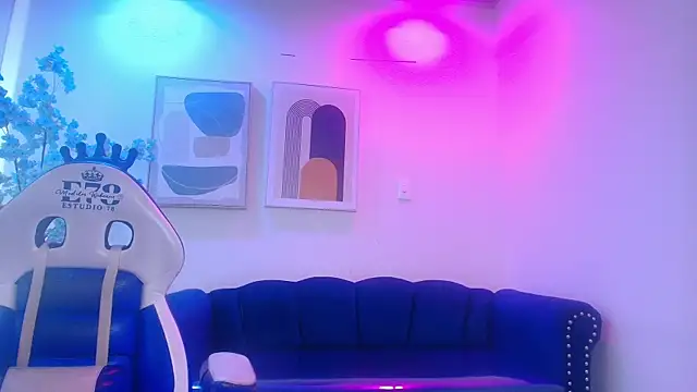 Chatroom XXX en direct de Silvana_lane