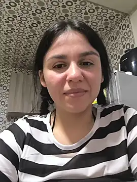 Daniela-rosee Chat XXX in diretta