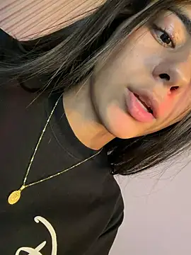 Lilybeeth Chat XXX in diretta