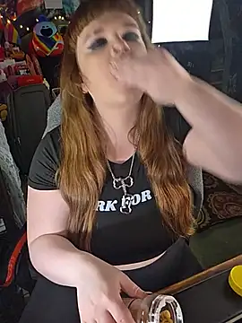 צ'אט XXX בשידור חי של VelvetDiablo