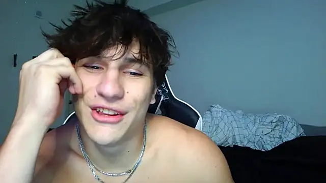 Živý XXX chat TheJaceRyder
