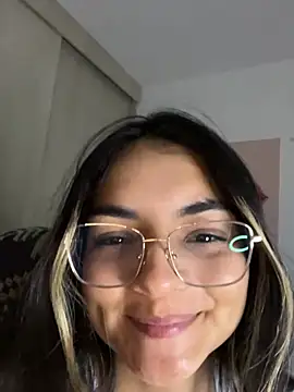 Cat2525's Live XXX Chat