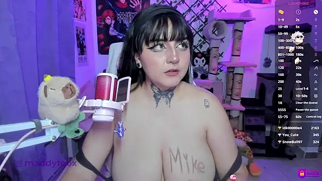 Chat XXX en directo de MaddyFooxx