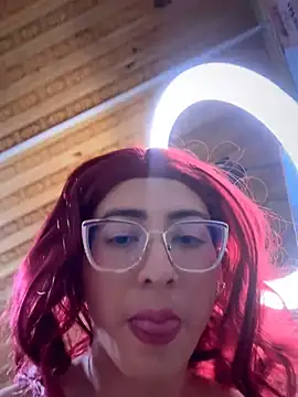 NICOLLE__12 XXX чат на живо