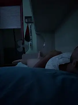 XXX chat uživo modela no-name15