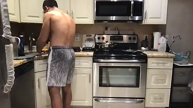 BigGuyMuscle's Live XXX Chat