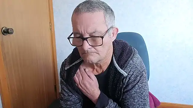 daddy_man: απευθείας συνομιλία ΧΧΧ