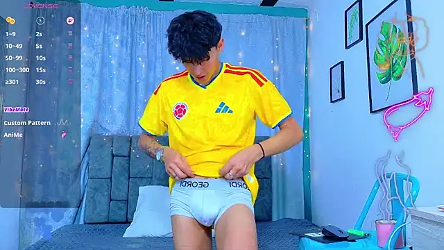 Chatroom XXX en direct de NicolasTorrez